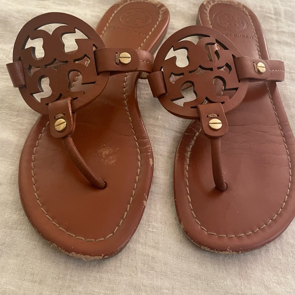 Tory Burch shoe